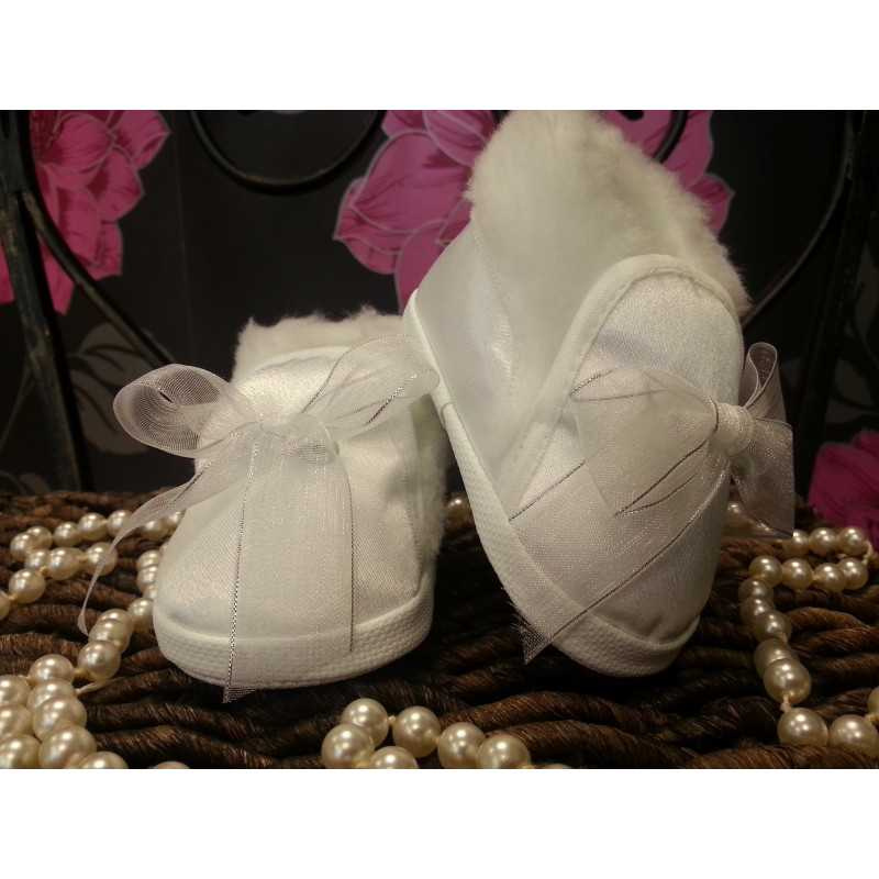 Baby Girls Christening Shoes with Bow and Fur M062