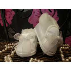 Baby Girls Christening Shoes with Bow and Fur M062